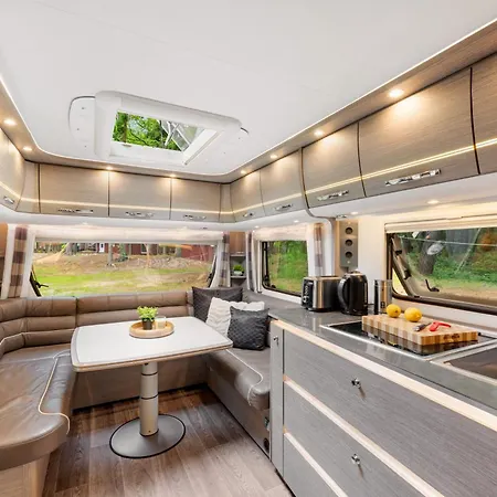 Urlaub Im Luxus Wohnwagen Statt - Mit Badezimmer, Vorzelt Und Garten - Urlaub Auf Ruegen Am Naturstrand In Der Naehe Des Kap Arkona Dranske